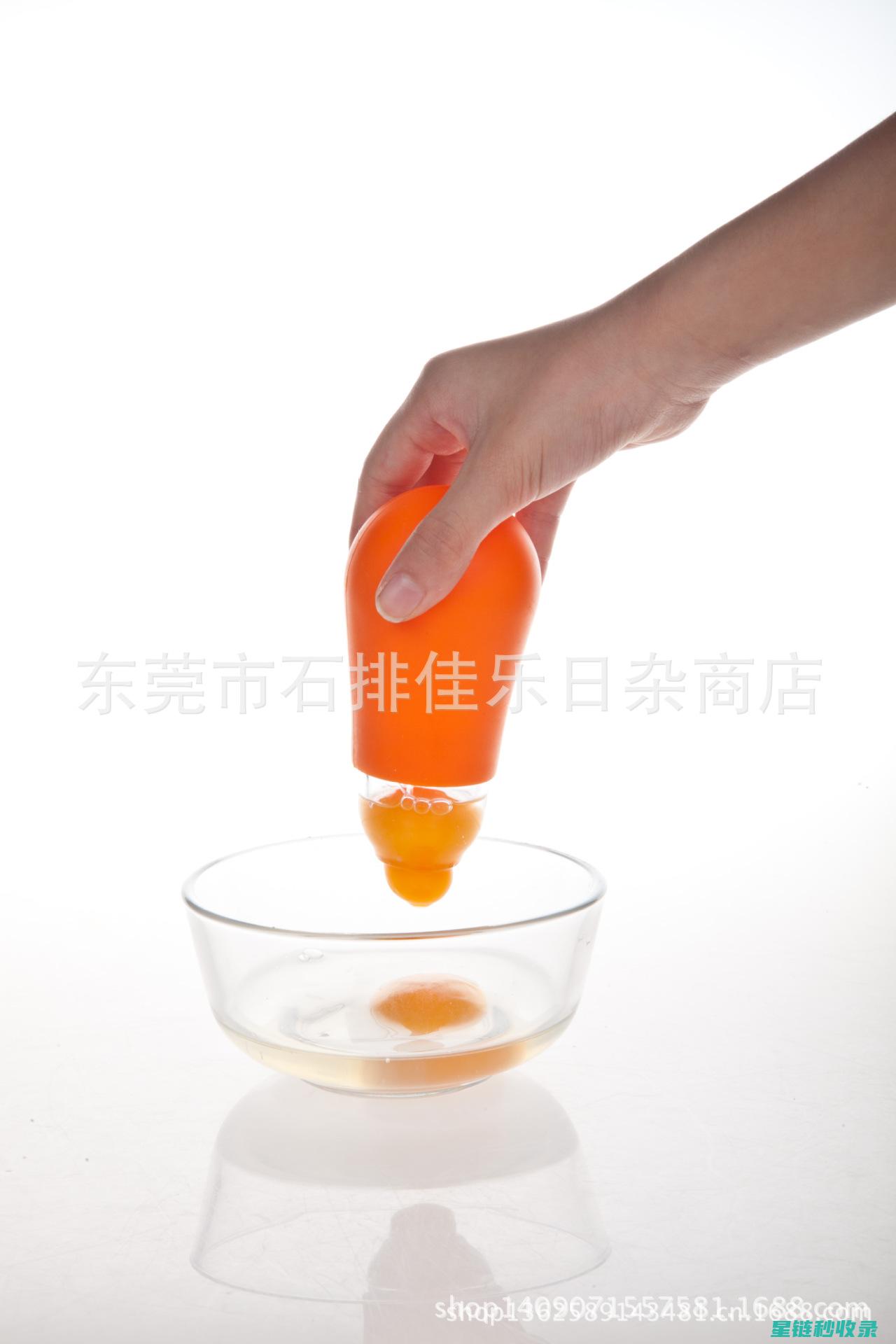 蛋清蛋黄分离技巧：避免蛋白打发失败的方法 (蛋清蛋黄分离机铭泰)